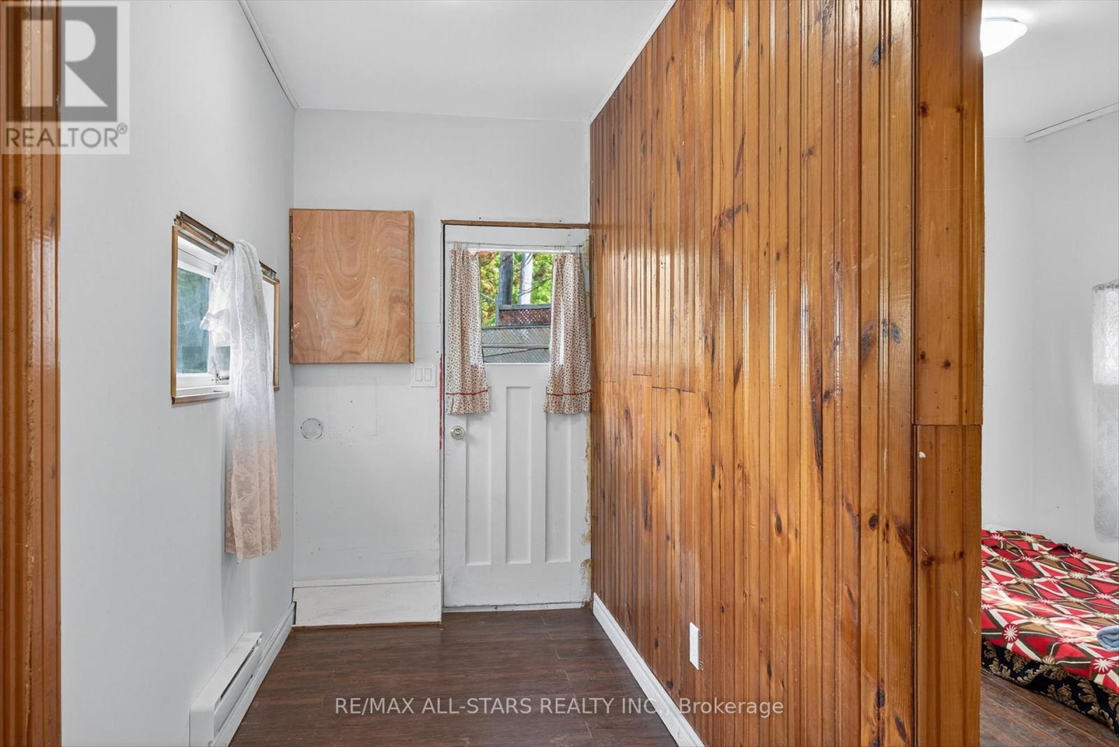 60 Elder Street, Kawartha Lakes, Ontario K0M 1L0 - Photo 5 - X12423360