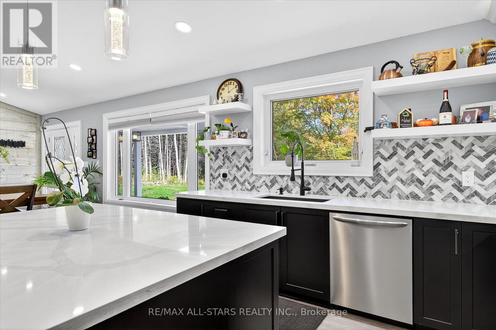 9 Lytle Lane, Kawartha Lakes, Ontario K0M 2B0 - Photo 9 - X12446150