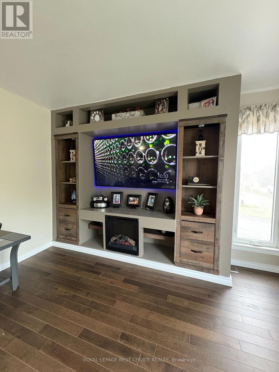 407 Matheson Street N, Kirkland Lake, Ontario P0K 1M0 - Photo 23 - T12429819