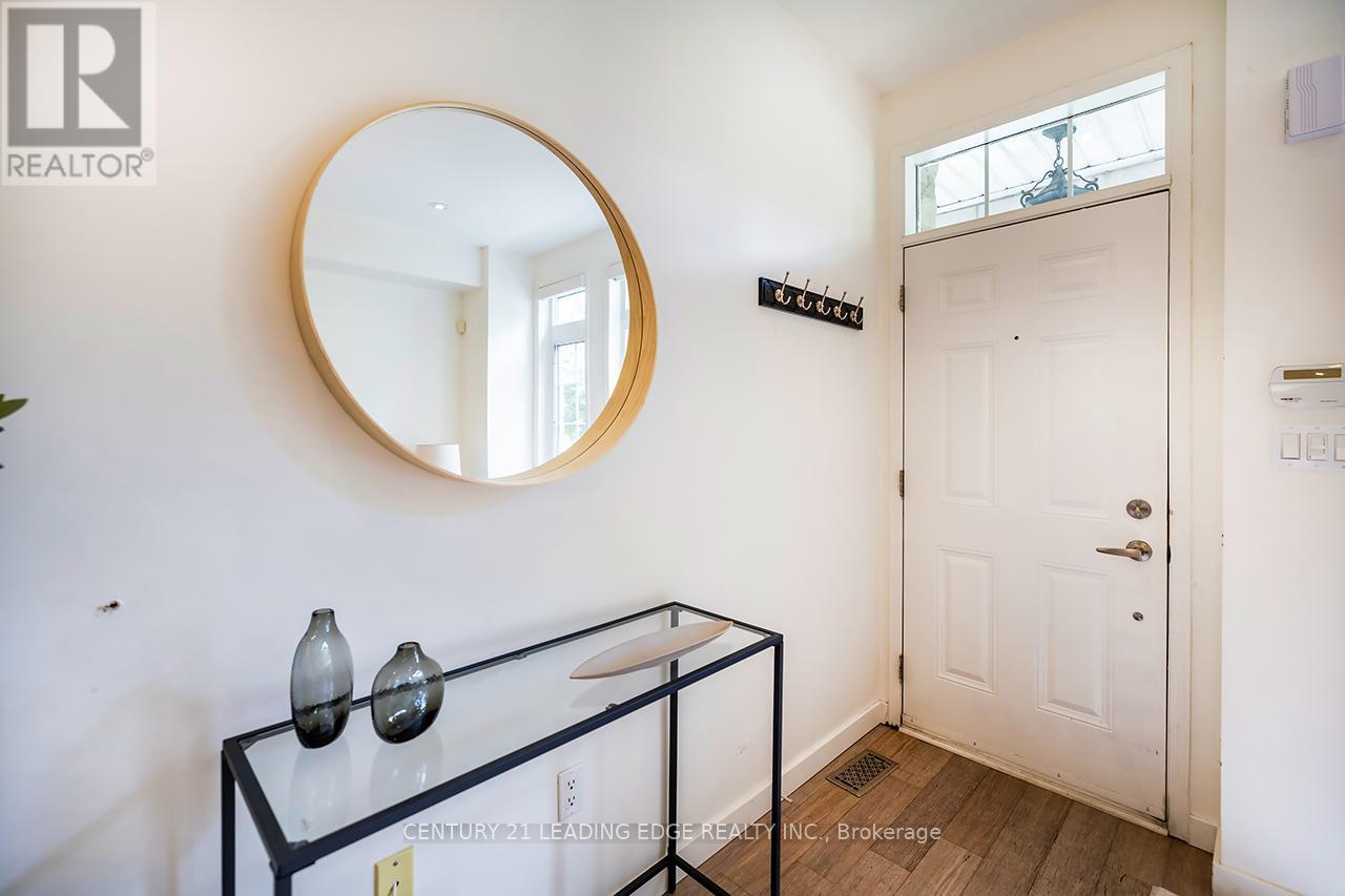 Th57 - 113 The Queensway, Toronto, Ontario  M6S 5B4 - Photo 19 - W12468099