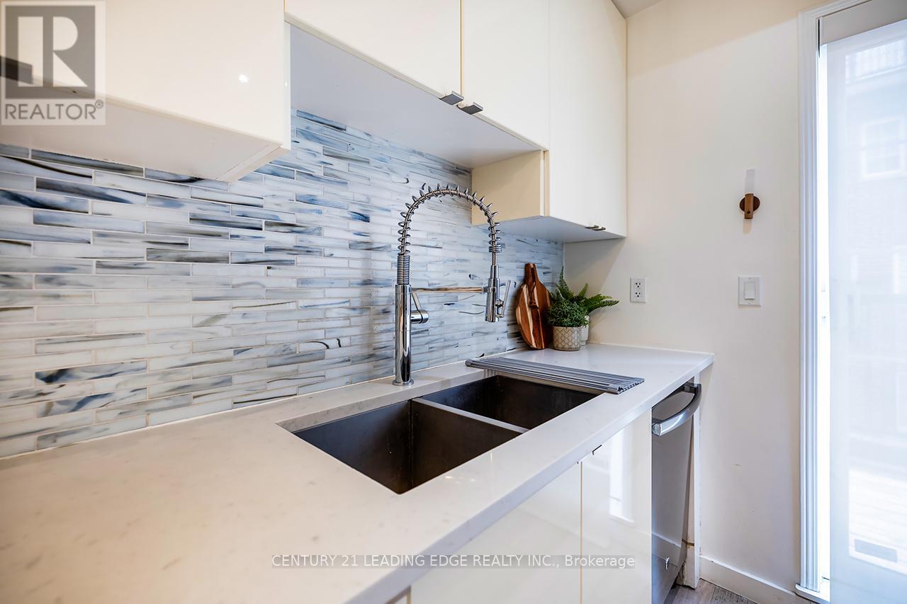 Th57 - 113 The Queensway, Toronto, Ontario  M6S 5B4 - Photo 27 - W12468099
