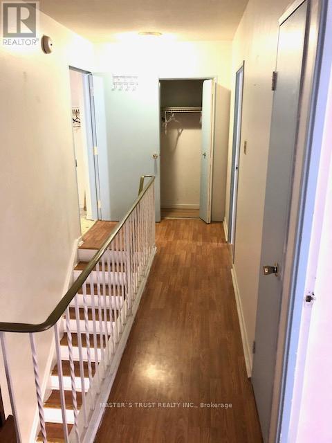 214 - 1055 Forestwood Drive, Mississauga, Ontario  L5C 2T8 - Photo 14 - W12468113