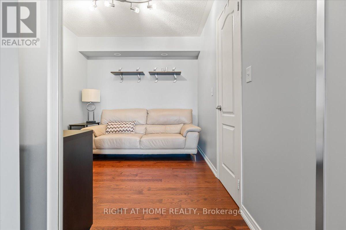 11 - 149 Isaac Devins Boulevard, Toronto, Ontario  M9M 0C5 - Photo 14 - W12468114
