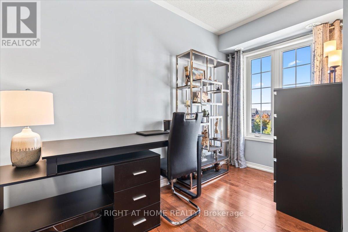 11 - 149 Isaac Devins Boulevard, Toronto, Ontario  M9M 0C5 - Photo 22 - W12468114
