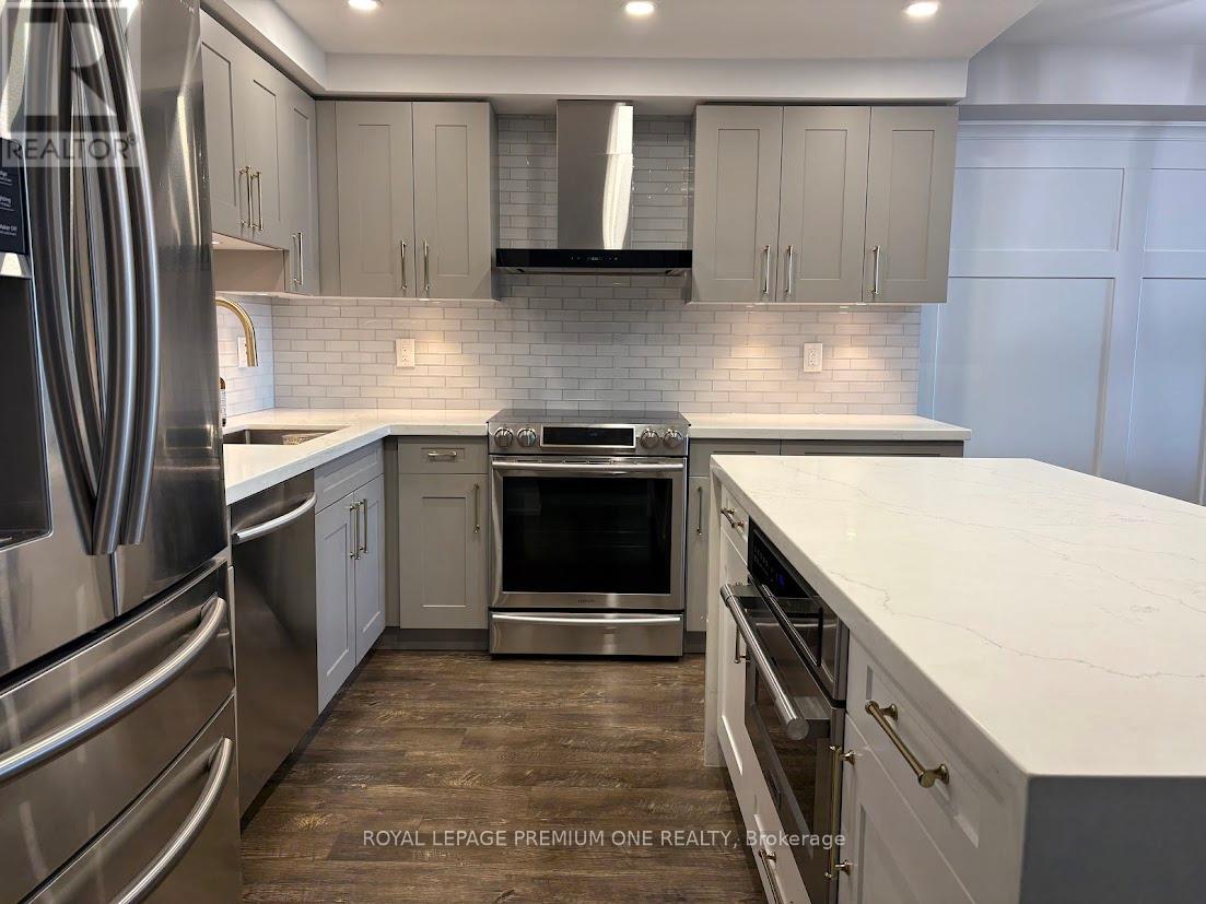 1603 - 15 La Rose Avenue, Toronto, Ontario  M9P 1A7 - Photo 8 - W12468130