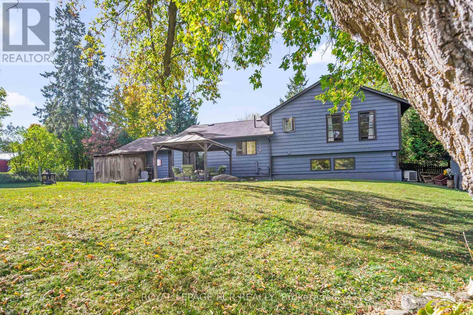 19619 Main Street, Caledon, Ontario  L7K 0E1 - Photo 35 - W12468145