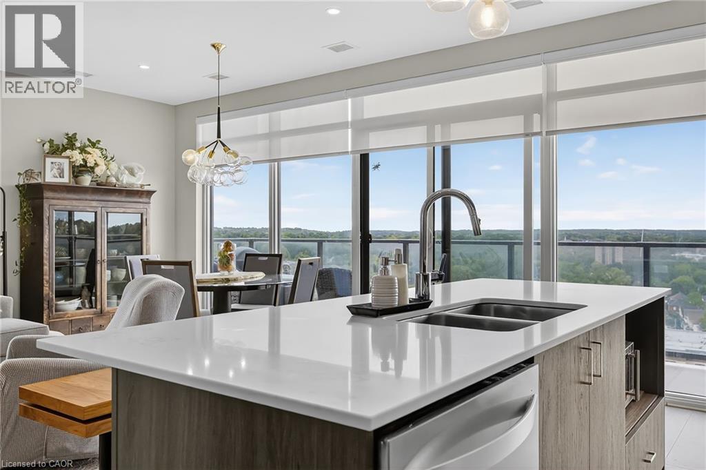 Property at 15 GLEBE Street Unit# 1313 image 4