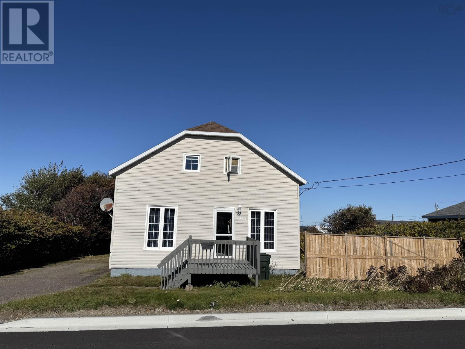 3351 Veniot Avenue, New Waterford, Nova Scotia  B1H 2R7 - Photo 1 - 202525866