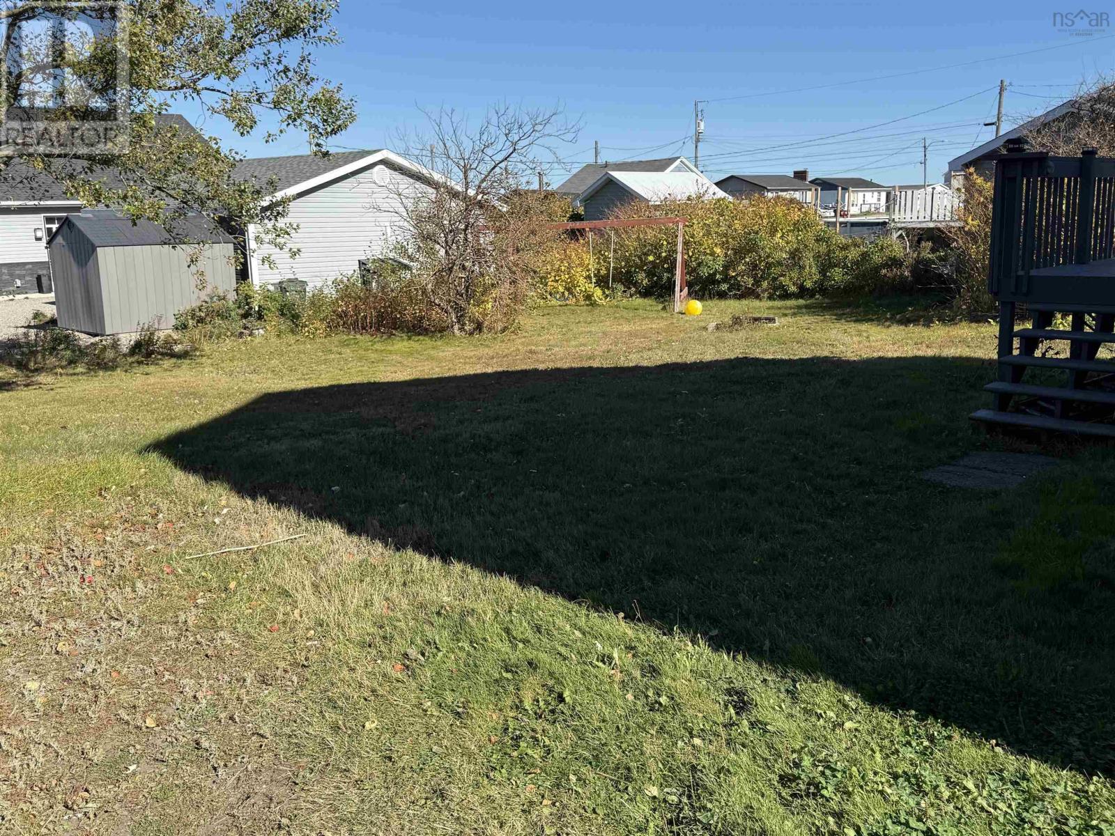 3351 Veniot Avenue, New Waterford, Nova Scotia  B1H 2R7 - Photo 4 - 202525866