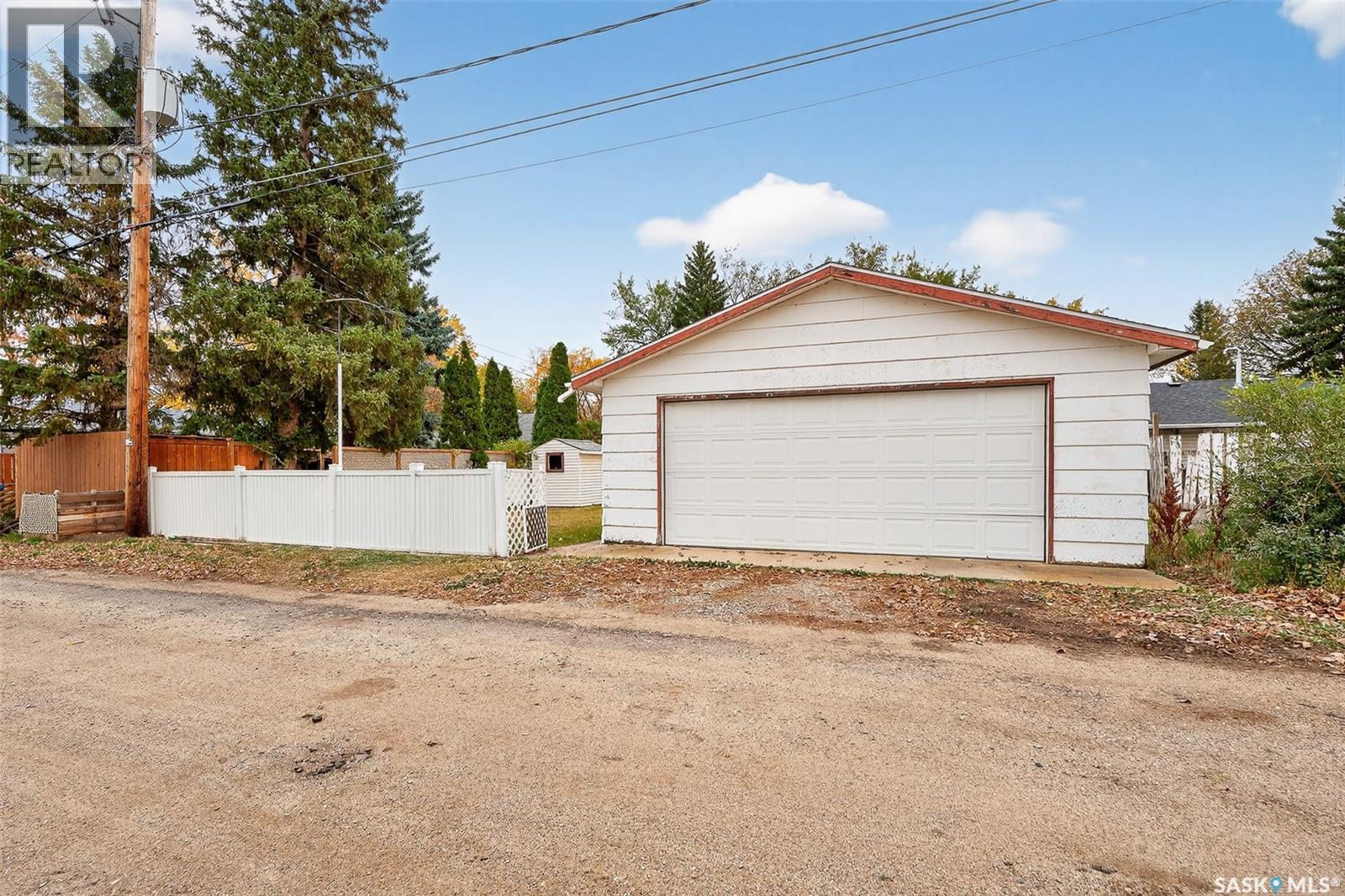1322 7th Avenue Nw, Moose Jaw, Saskatchewan  S6H 4C9 - Photo 43 - SK021095