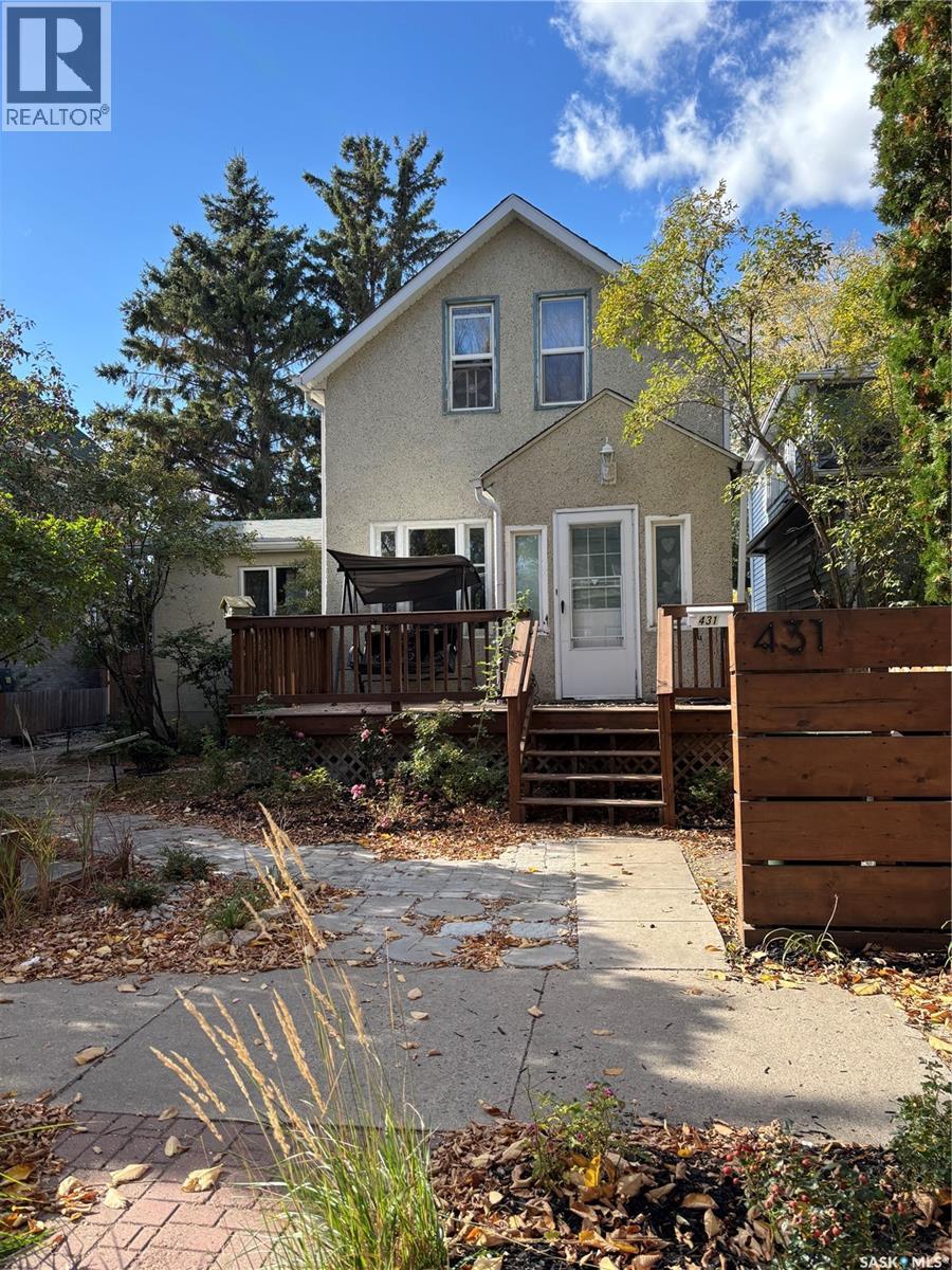 431 E Avenue S, Saskatoon, Saskatchewan  S7M 1S4 - Photo 1 - SK021047