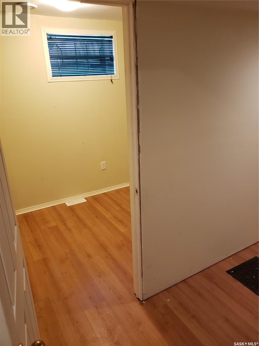 431 E Avenue S, Saskatoon, Saskatchewan  S7M 1S4 - Photo 17 - SK021047