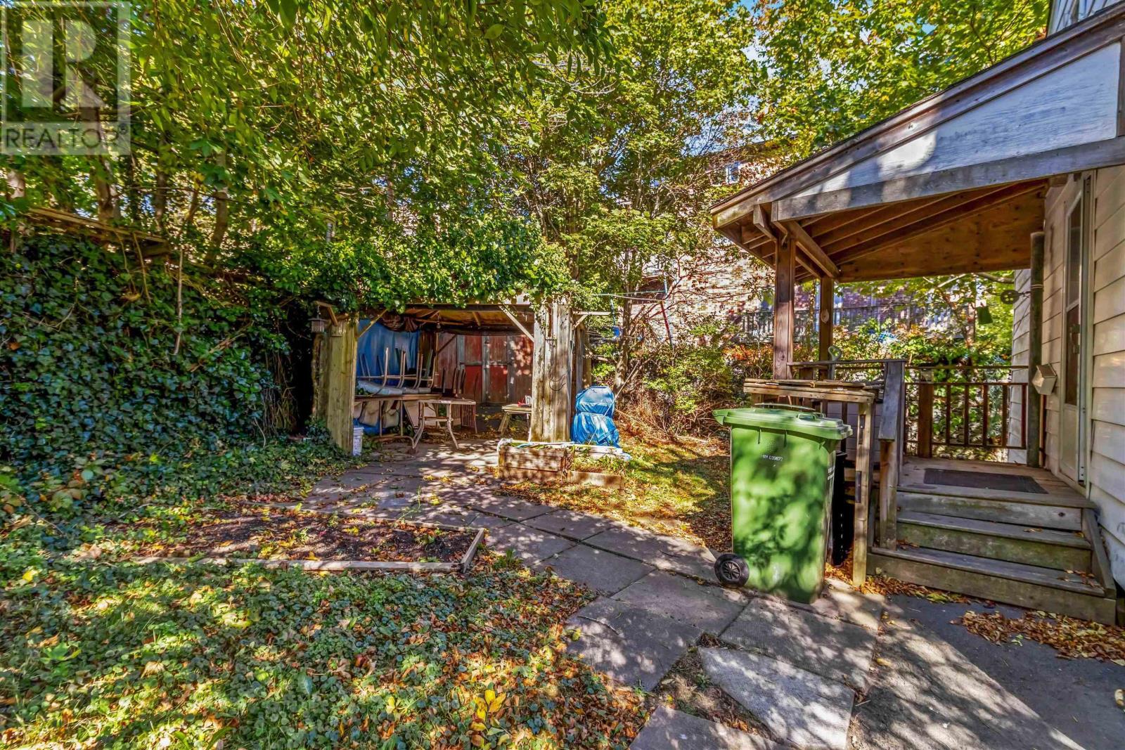 11 Ashdale Avenue, Halifax, Nova Scotia  B3N 2C7 - Photo 28 - 202526079