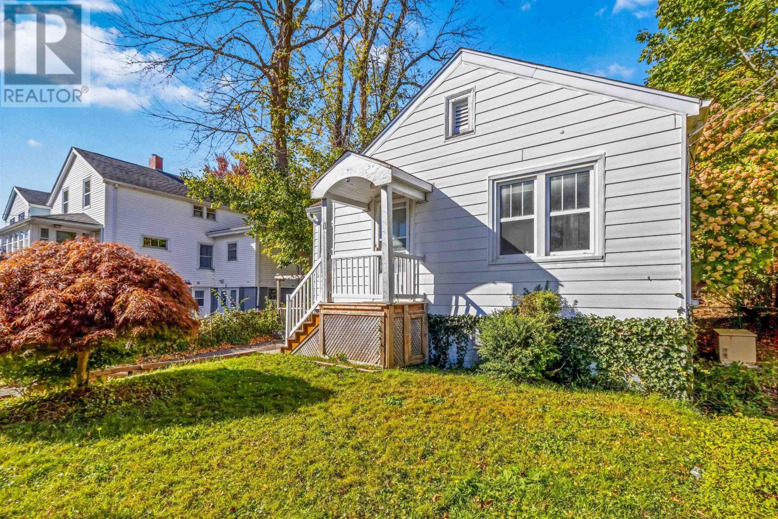 11 Ashdale Avenue, Halifax, Nova Scotia  B3N 2C7 - Photo 3 - 202526079