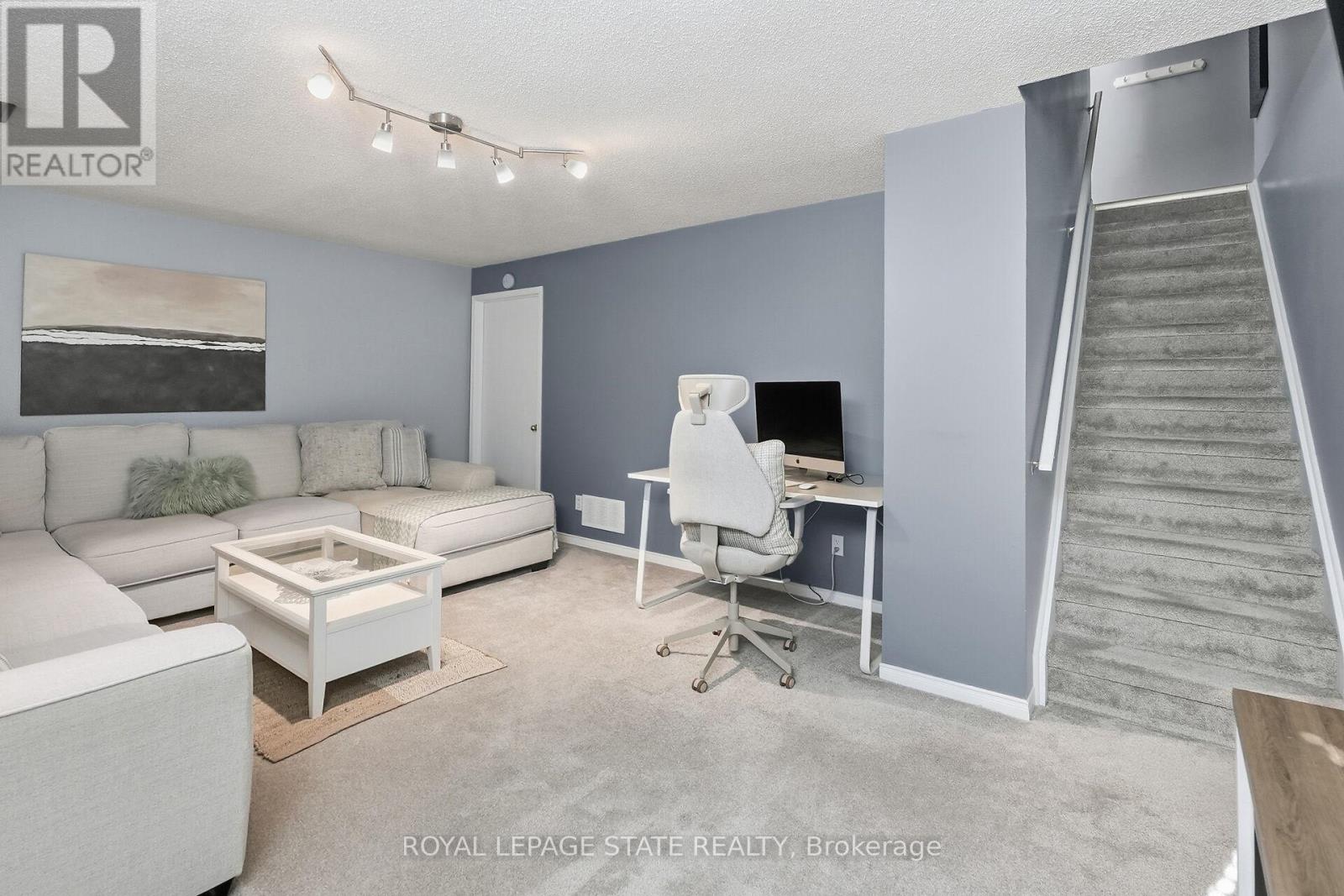 9 - 55 Kerman Avenue, Grimsby, Ontario  L3M 5G1 - Photo 22 - X12468141