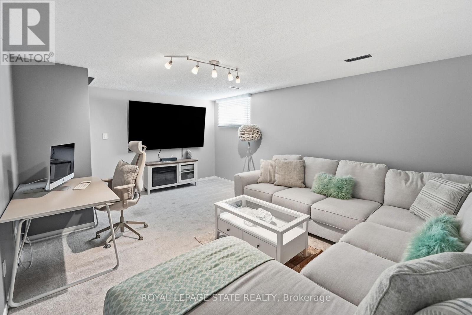 9 - 55 Kerman Avenue, Grimsby, Ontario  L3M 5G1 - Photo 24 - X12468141