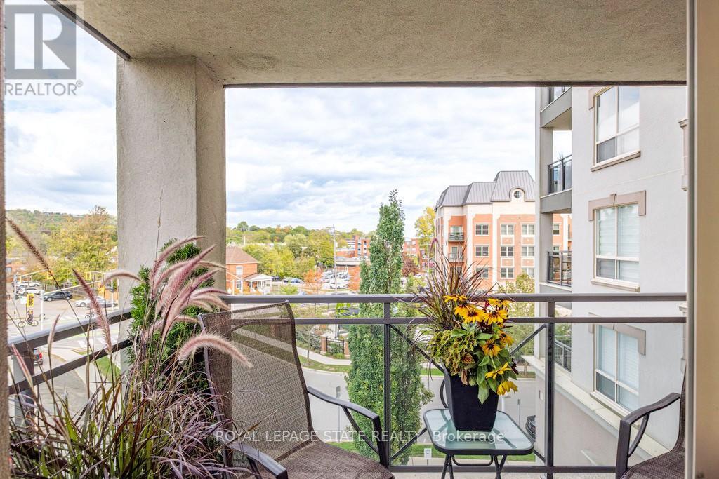 401 - 4000 Creekside Drive, Hamilton, Ontario  L9H 7S9 - Photo 28 - X12468144