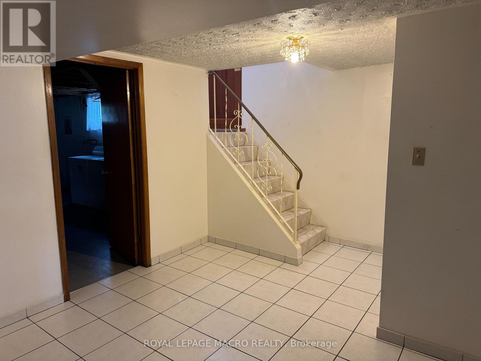 31 Adair Avenue N, Hamilton, Ontario  L8H 6A5 - Photo 30 - X12468148