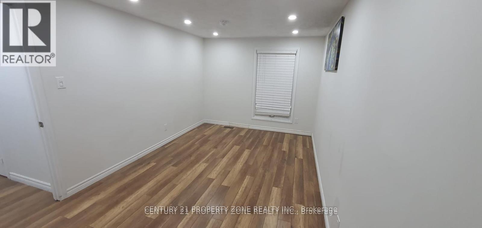 68 Hoskins Square, Brampton, Ontario  L6S 2N6 - Photo 8 - W12466980