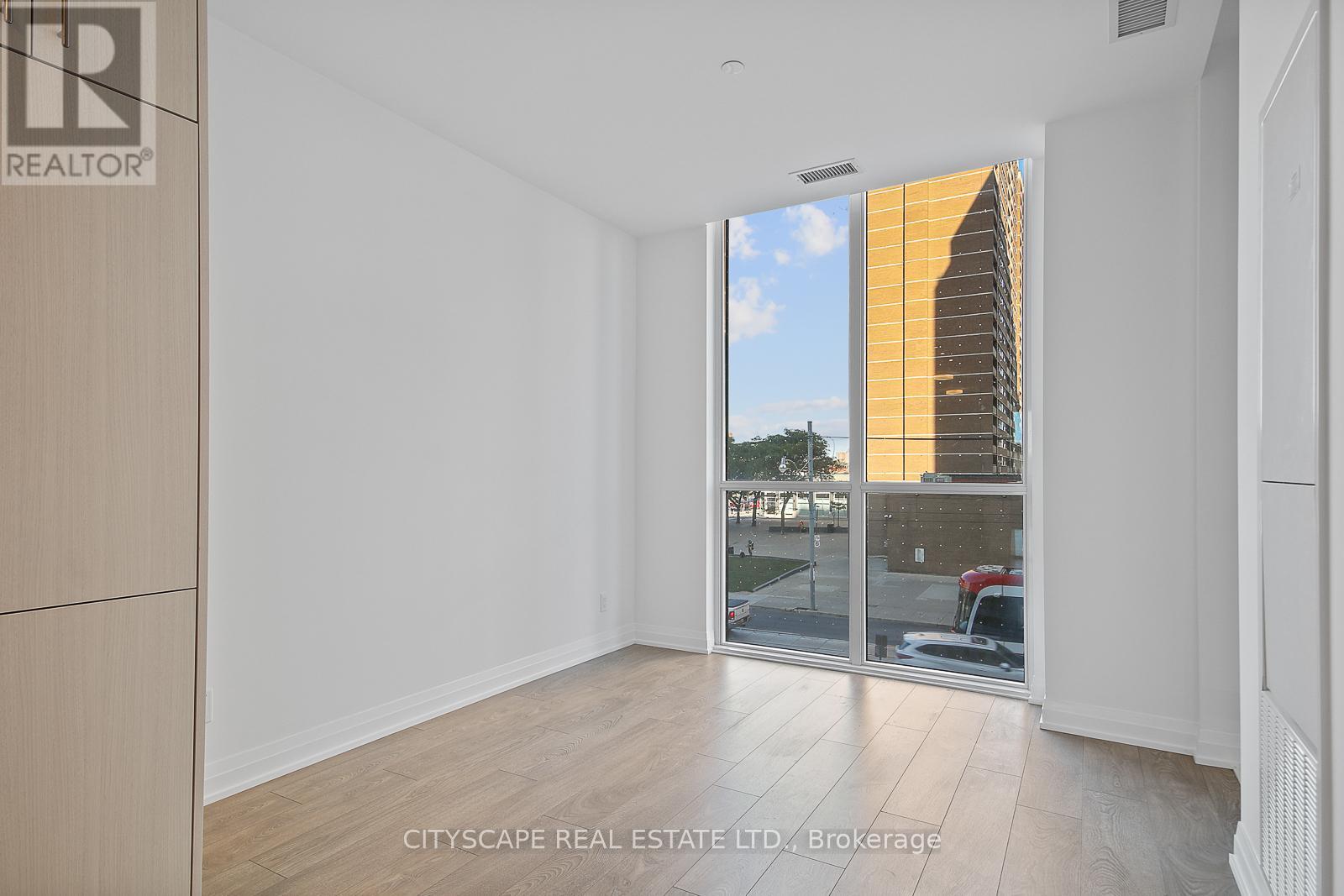 204 - 286 Main Street, Toronto, Ontario  M4C 0B3 - Photo 7 - E12466654