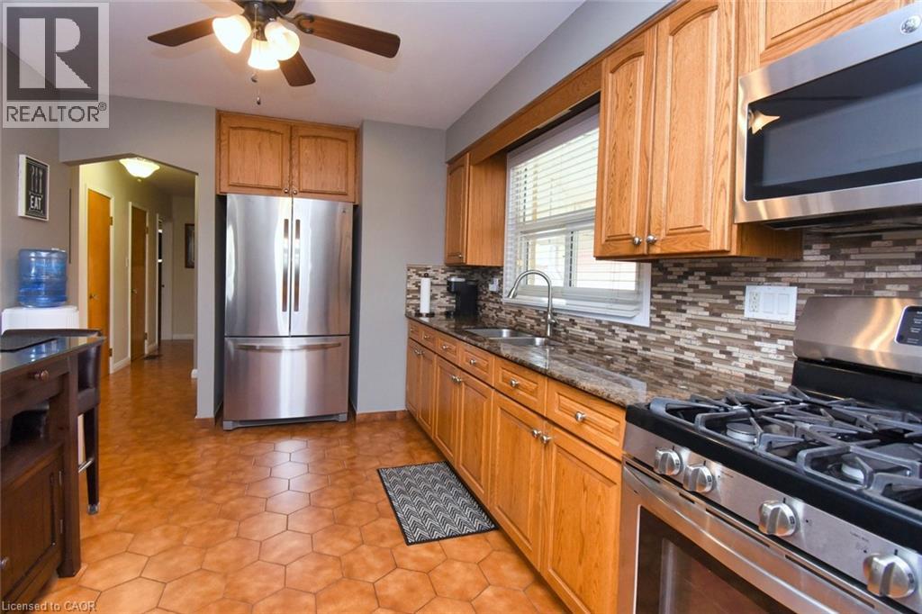 836 Brucedale Avenue E, Hamilton, Ontario  L8T 1L3 - Photo 11 - 40780002