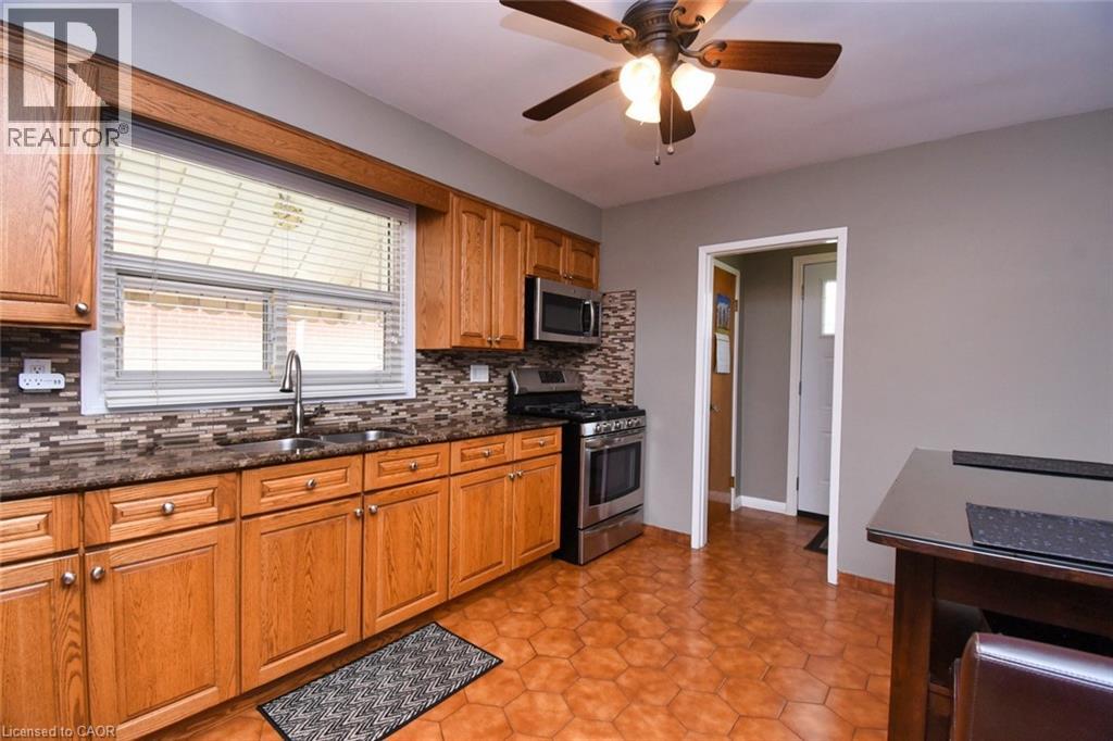 836 Brucedale Avenue E, Hamilton, Ontario  L8T 1L3 - Photo 12 - 40780002