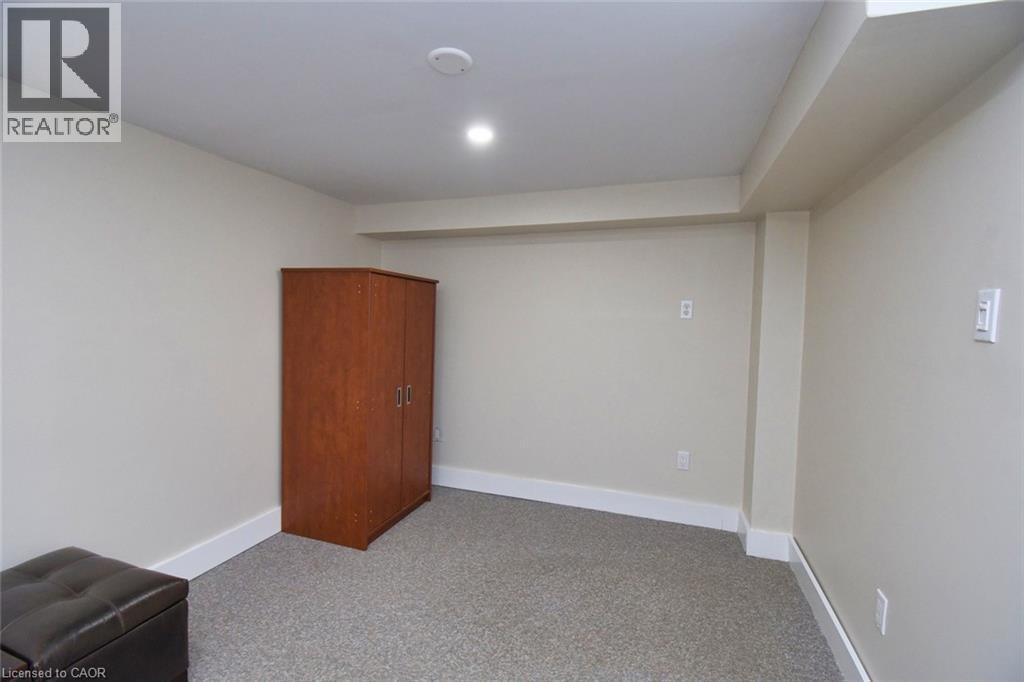 836 Brucedale Avenue E, Hamilton, Ontario  L8T 1L3 - Photo 24 - 40780002