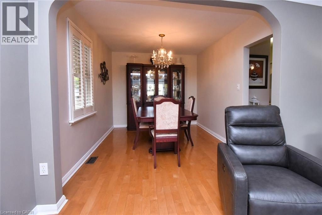 836 Brucedale Avenue E, Hamilton, Ontario  L8T 1L3 - Photo 9 - 40780002