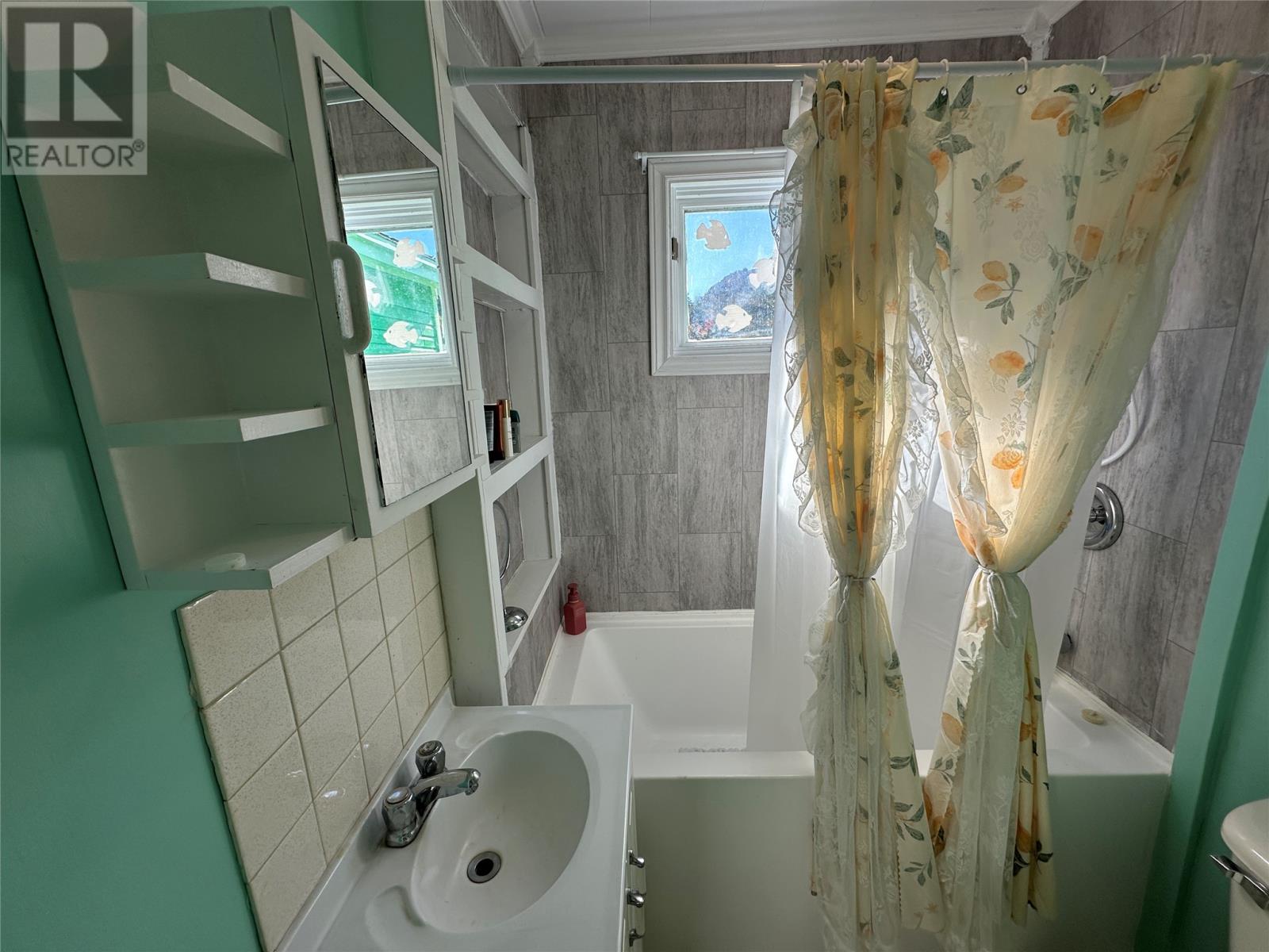 51 Main Street E, Perrys Cove, Newfoundland & Labrador  A0A 3S0 - Photo 21 - 1291573