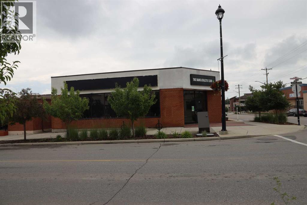 137 Second Avenue, Strathmore, Alberta  T1P 1K2 - Photo 2 - A2201716