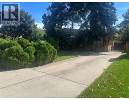 8795 MENARD STREET, Windsor, Ontario
