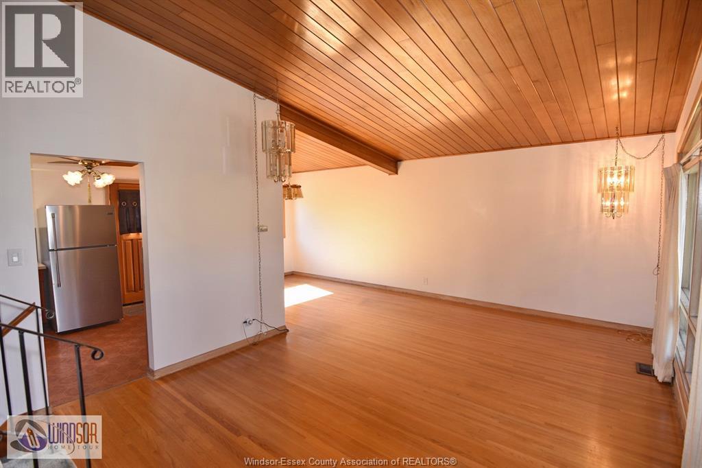 8795 Menard Street, Windsor, Ontario  N8S 1W3 - Photo 17 - 25025230