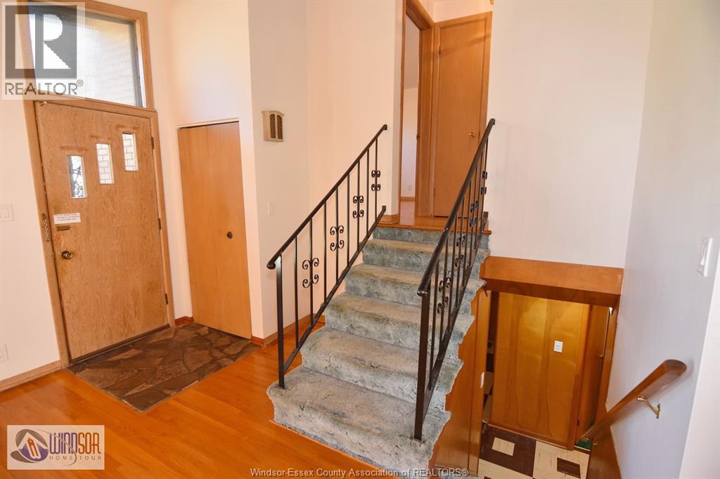 8795 Menard Street, Windsor, Ontario  N8S 1W3 - Photo 22 - 25025230