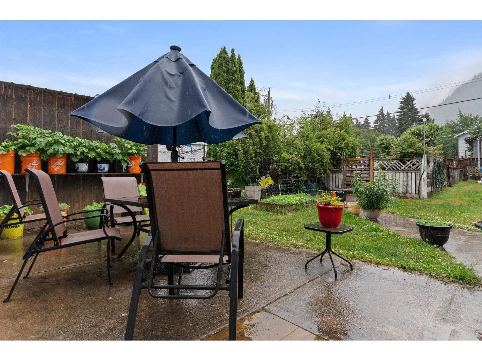 564 Wallace Street, Hope, Hope, British Columbia  V0X 1L0 - Photo 24 - R3059436