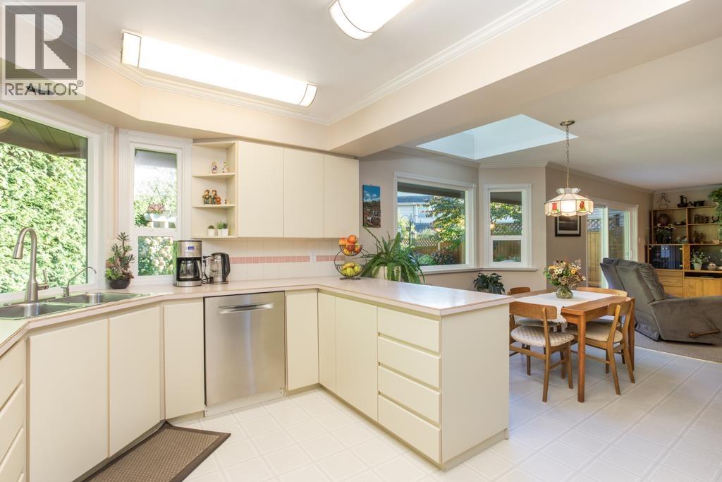 9420 Auburn Drive, Richmond, British Columbia  V7A 5A8 - Photo 8 - R3059230