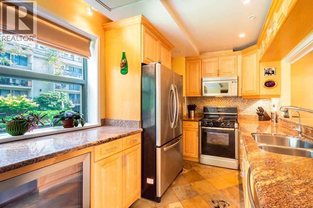 304 1233 Beach Avenue, Vancouver, British Columbia  V6E 1V4 - Photo 11 - R3045353