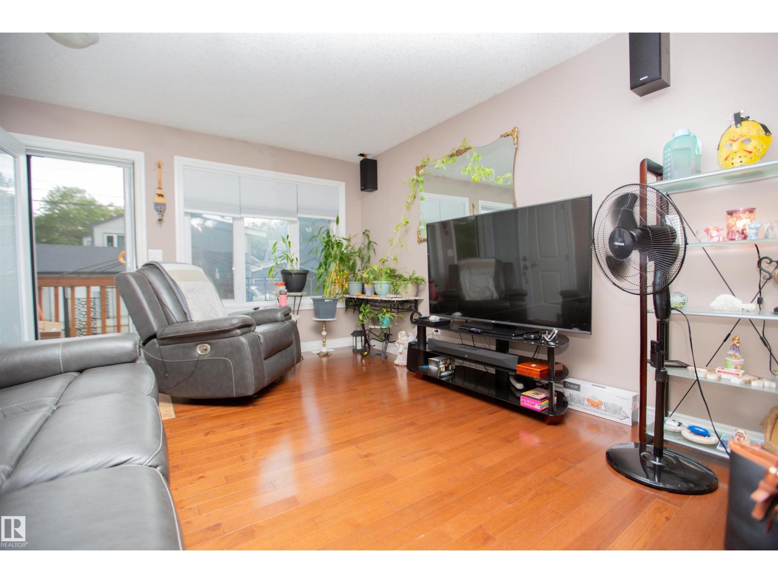 12026 91 St Nw, Edmonton, Alberta  T5B 4B8 - Photo 10 - E4462492