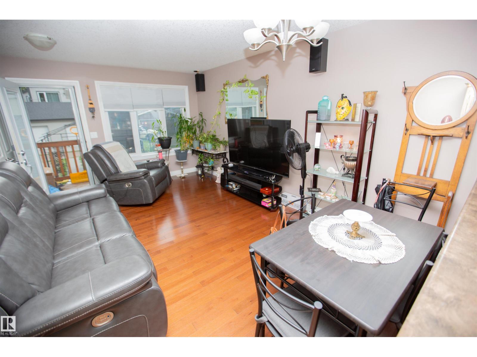 12026 91 St Nw, Edmonton, Alberta  T5B 4B8 - Photo 11 - E4462492