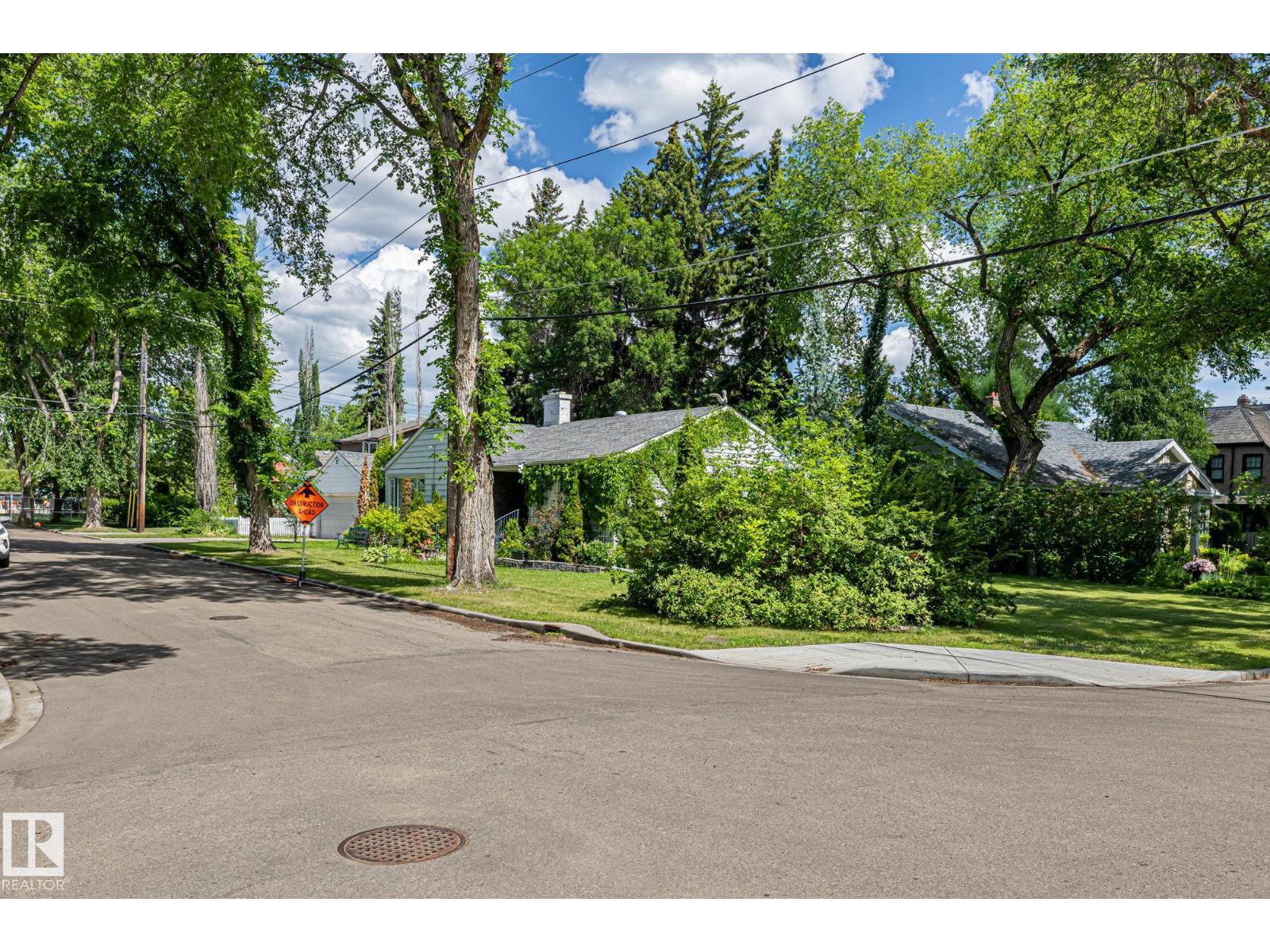10405 Glenora Cr Nw, Edmonton, Alberta  T5N 3J6 - Photo 3 - E4462494