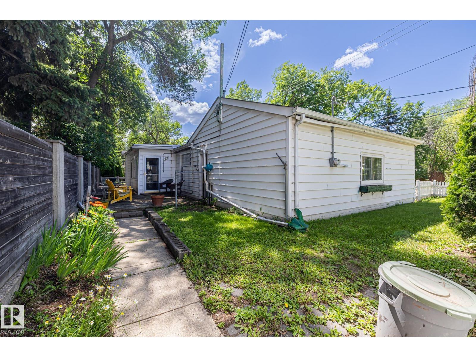 10405 Glenora Cr Nw, Edmonton, Alberta  T5N 3J6 - Photo 35 - E4462494
