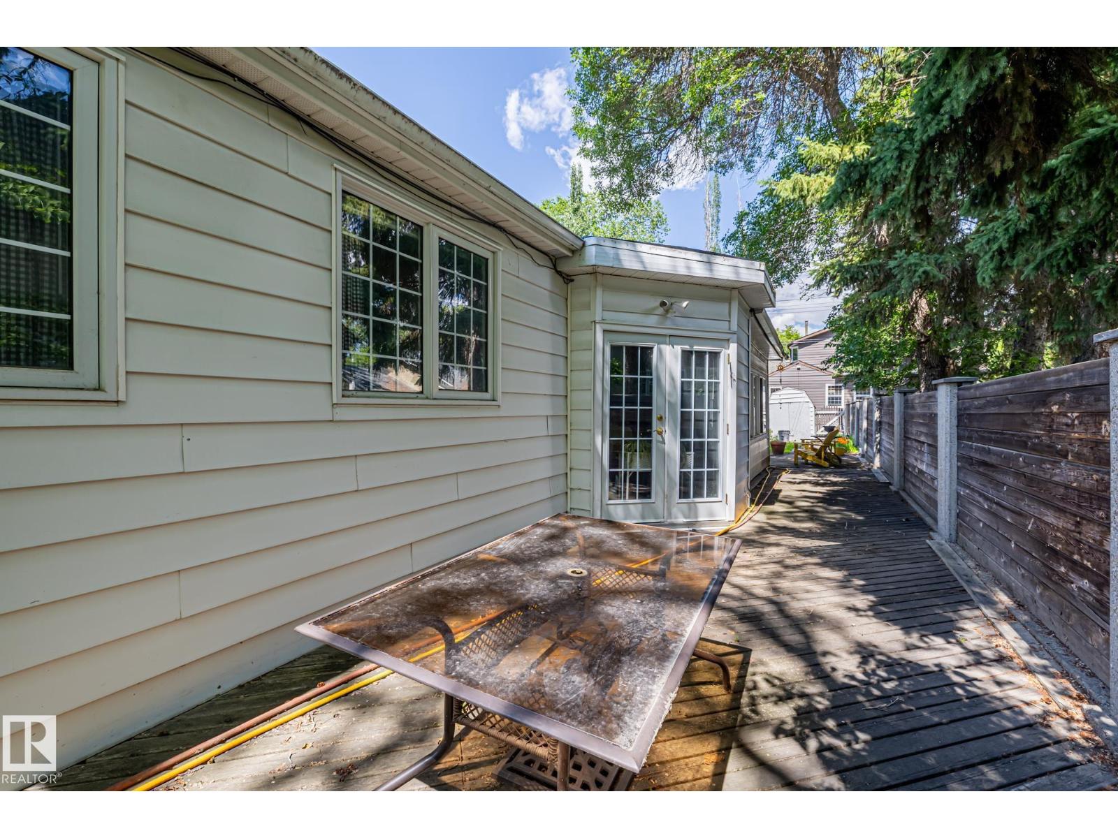 10405 Glenora Cr Nw, Edmonton, Alberta  T5N 3J6 - Photo 38 - E4462494