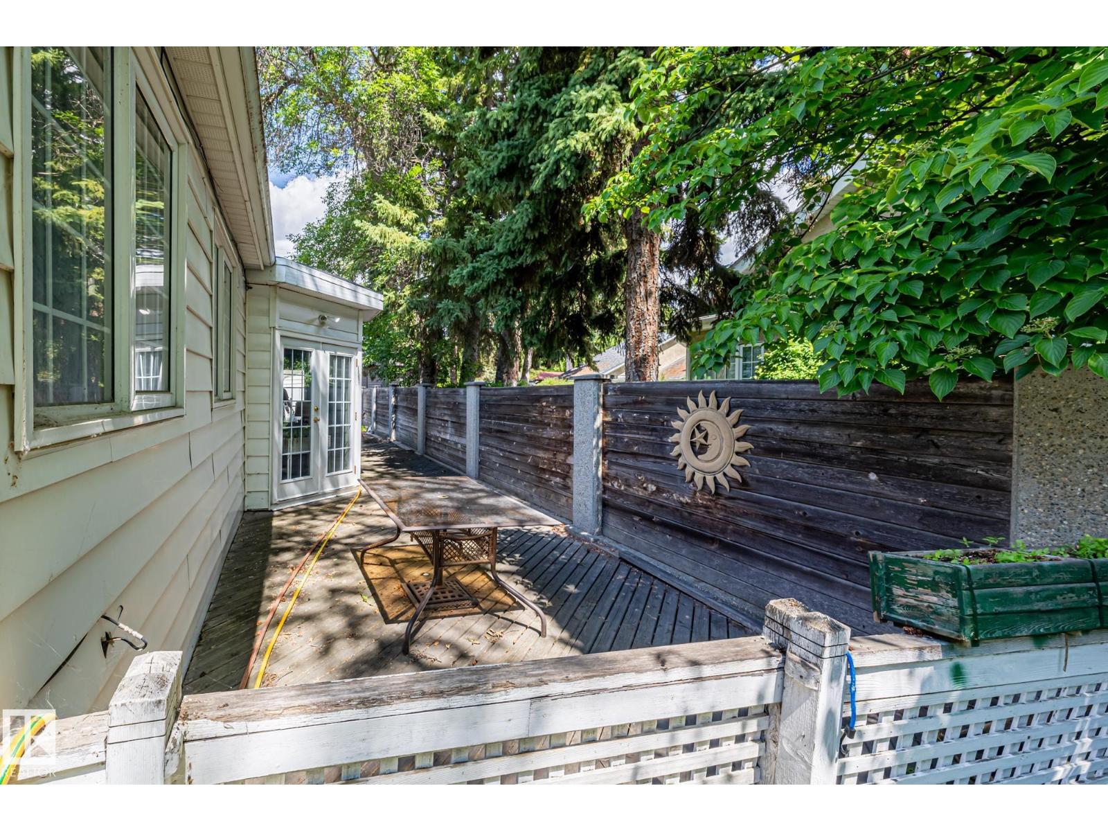 10405 Glenora Cr Nw, Edmonton, Alberta  T5N 3J6 - Photo 39 - E4462494