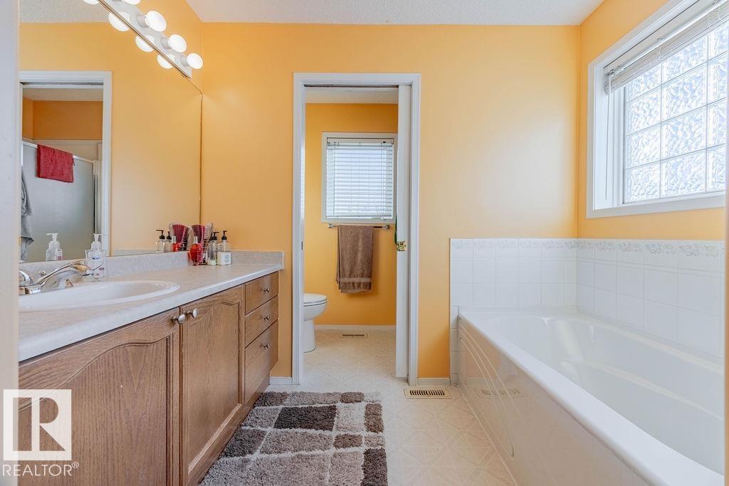 9 Donnely Tc, Sherwood Park, Alberta  T8H 2B2 - Photo 20 - E4462496