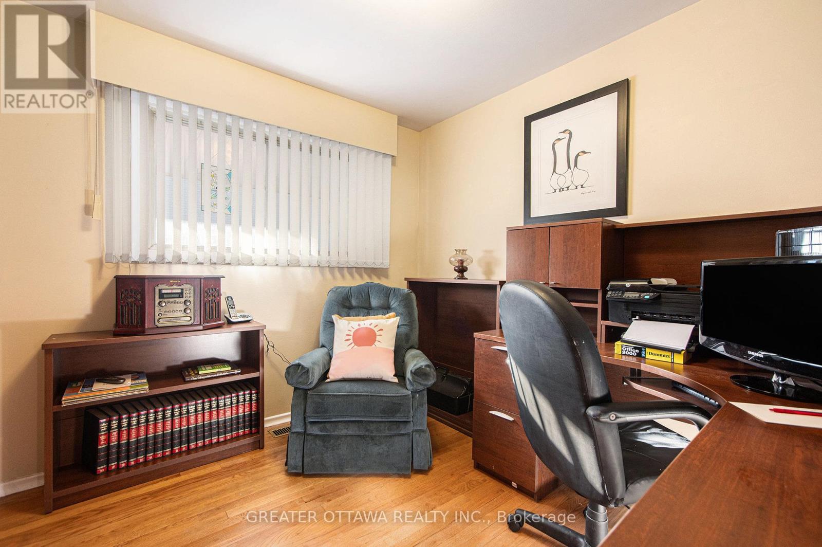 2200 Flower Avenue, Ottawa, Ontario  K2B 7A8 - Photo 12 - X12468387