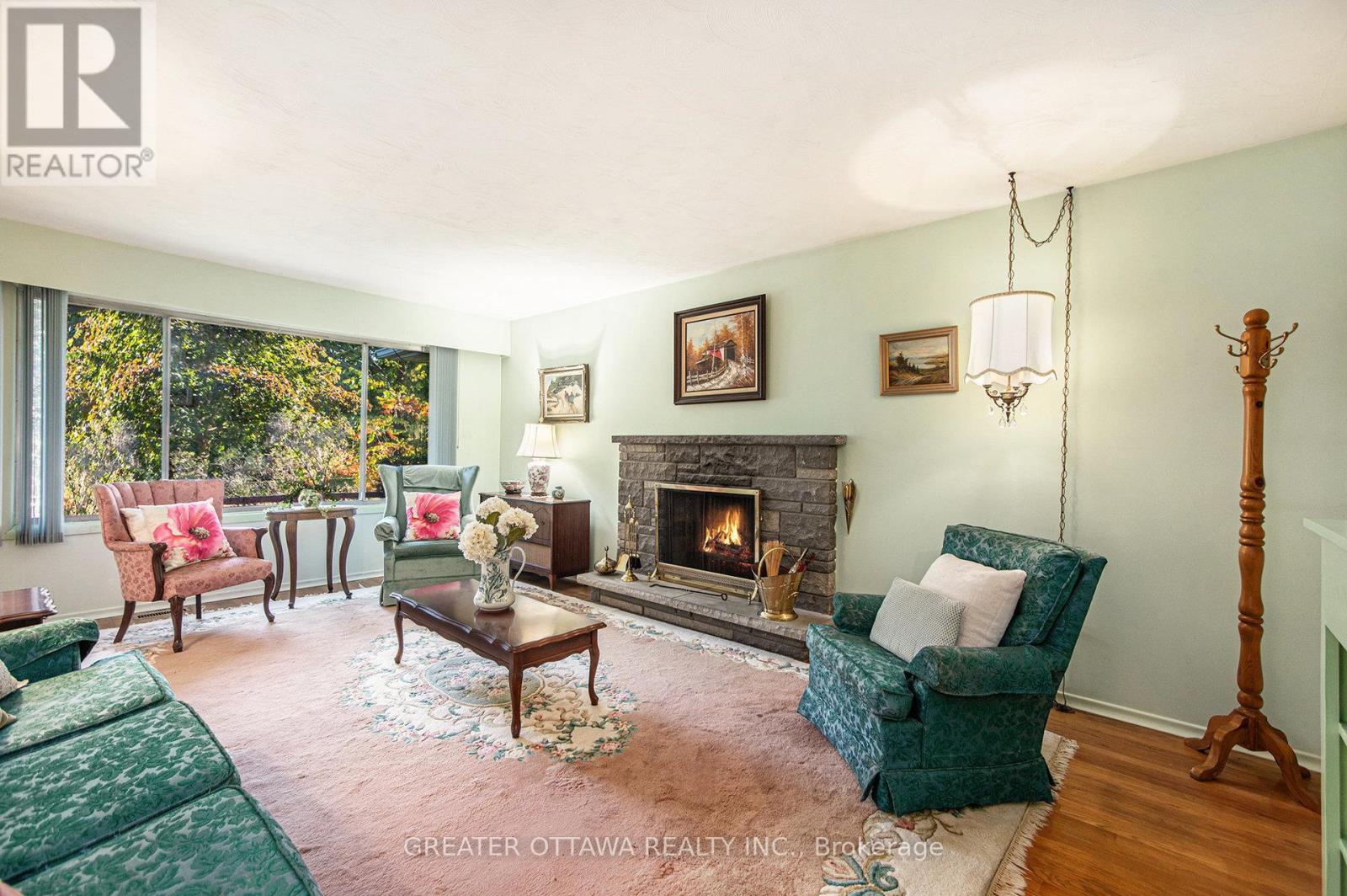 2200 Flower Avenue, Ottawa, Ontario  K2B 7A8 - Photo 4 - X12468387