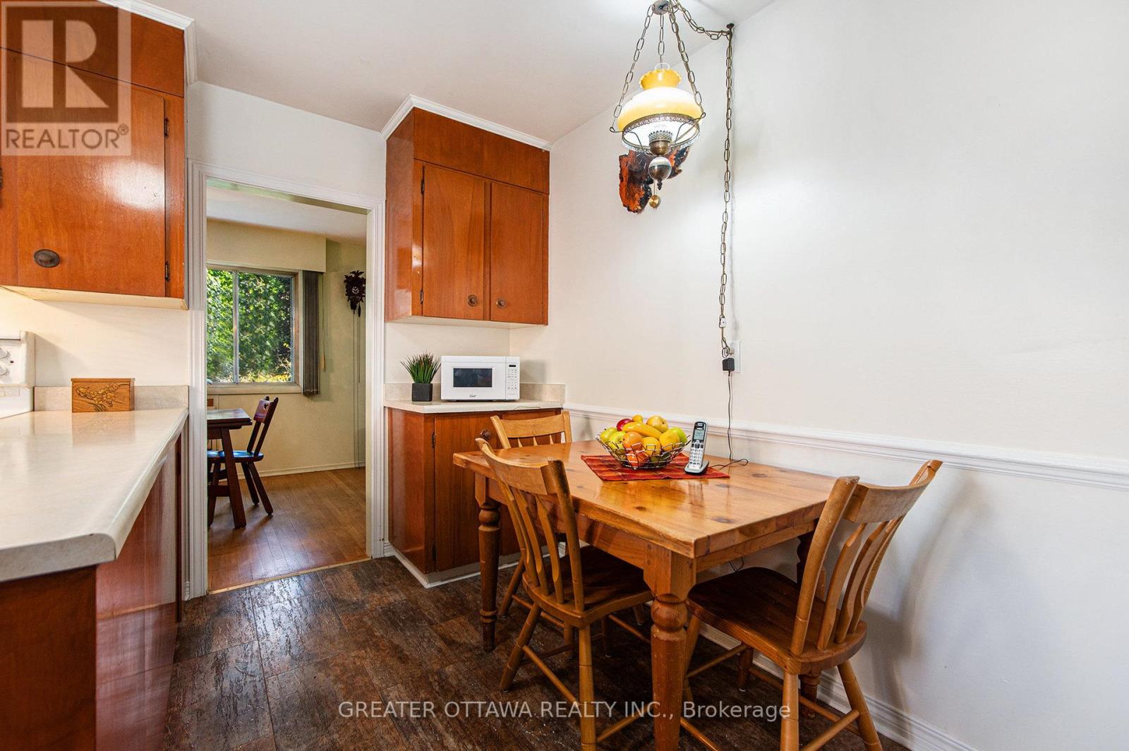 2200 Flower Avenue, Ottawa, Ontario  K2B 7A8 - Photo 7 - X12468387