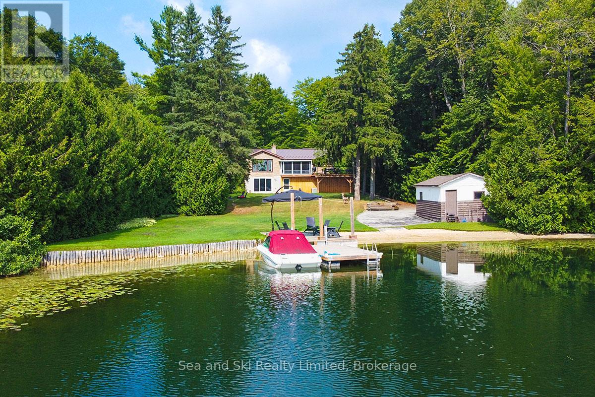 102 Mccullough Lake Drive, Chatsworth, Ontario  N0H 2V0 - Photo 48 - X12354409
