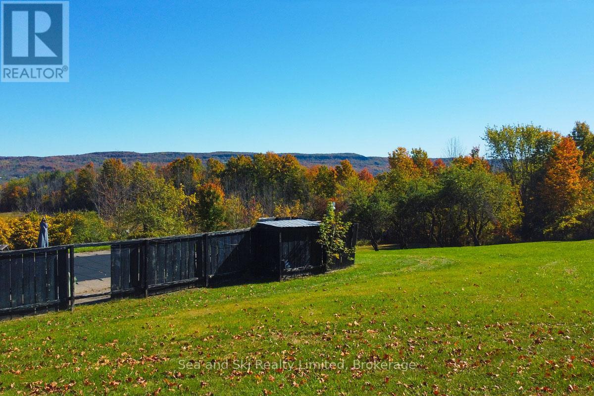 195908 Grey Road 7 Road S, Grey Highlands, Ontario  N0C 1G0 - Photo 49 - X12376388