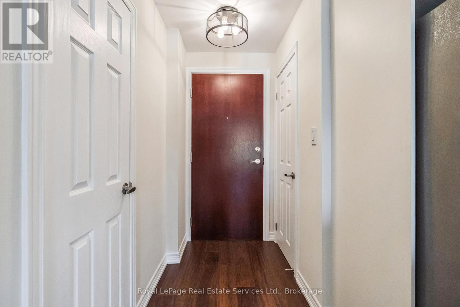 202 - 70 Stewart Street, Oakville, Ontario  L6K 1W5 - Photo 7 - W12468418