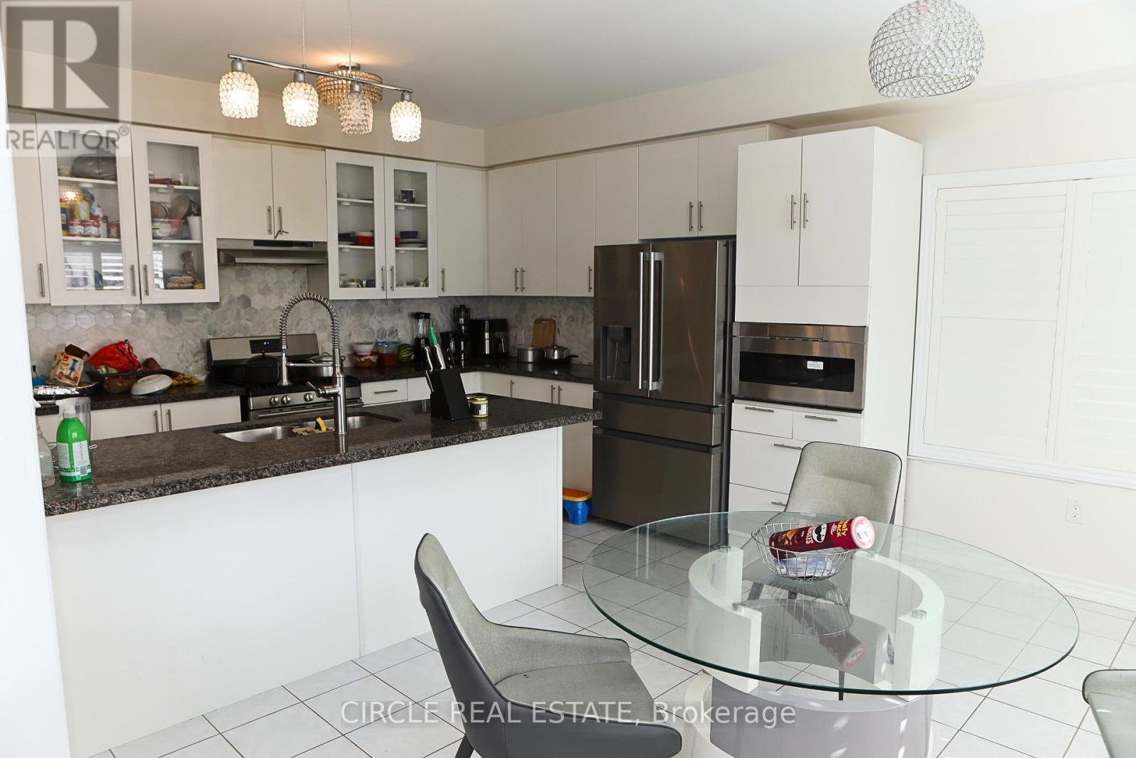 295 Northglen Boulevard, Clarington (Bowmanville), Ontario  L1C 3K2 - Photo 3 - E12461635